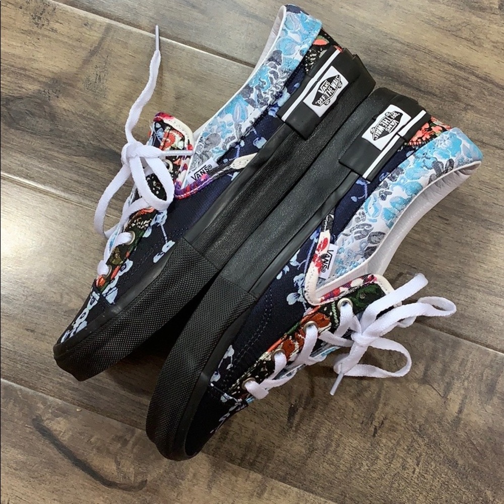 VANS SLIP-ON CAP FLORALS Brocade/Black wmns - Picture 10 of 16